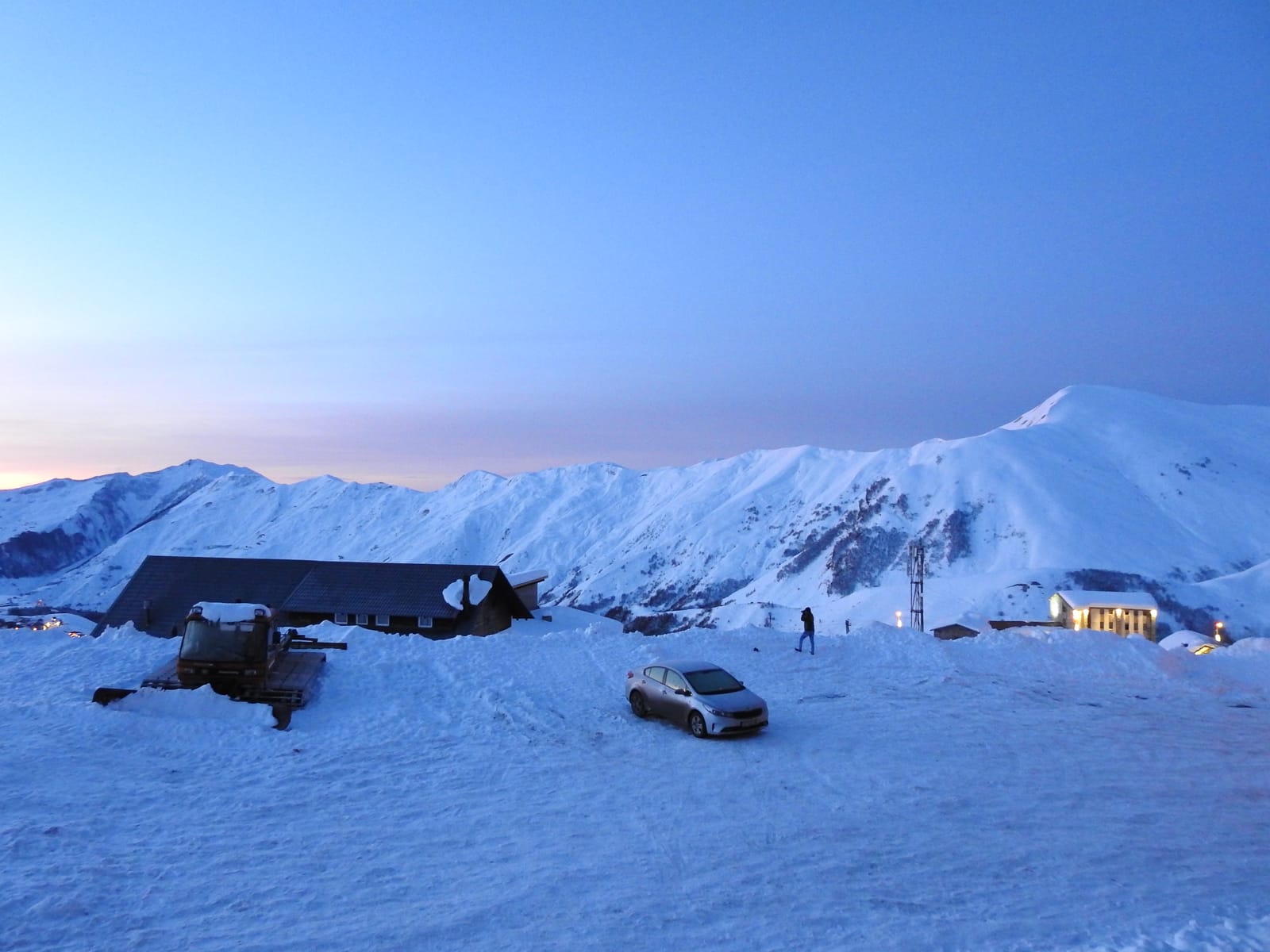 Les montagnes autour de Goudaouri